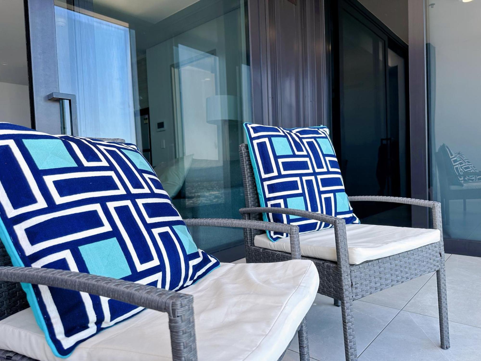 Ocean Vista Retreat 2 Kingbeds Ocean View * Gold Coast